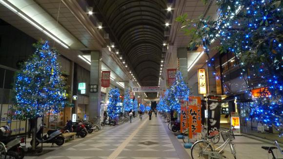 青のイルミネーション/サンモール一番町