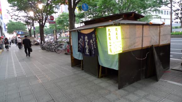 青葉通りの屋台