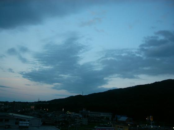 夏の夕暮れ?蕃山