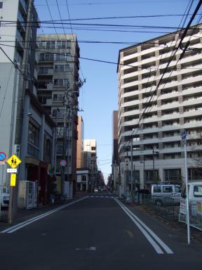 国分町通り南端から