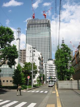 建設中の高層ホテル/仙台トラストシティ