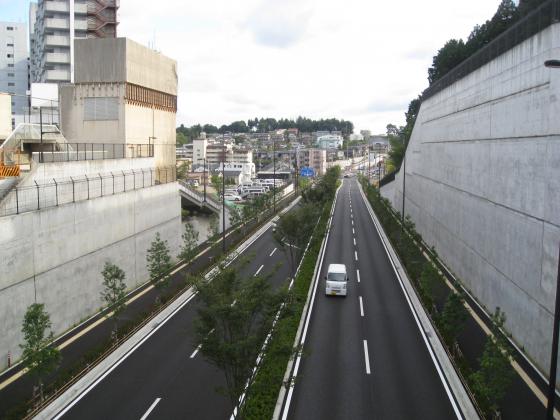 新道開通／荒巻本沢