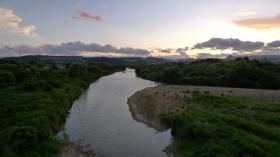 太白大橋から太白山を望む