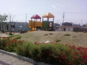 公園に仮設住宅