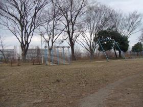 鶴ヶ谷中央公園