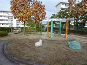 黒松団地の公園