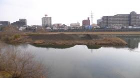 広瀬川の中州除去工事