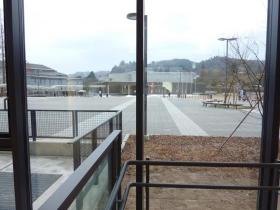 東西線国際センター駅